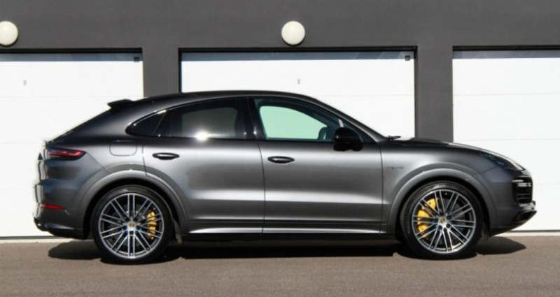 Porsche Cayenne Coupé Turbo S E-Hybrid 680ch | PDLS+ HUD BOSE ALCANTARA PANO 2023 - photo n°6 Porsche Cayenne Coupé Turbo S E-Hybrid 680ch | PDLS+ HUD BOSE ALCANTARA PANO  occasion à Sainte-Croix-en-Plaine - photo n°6